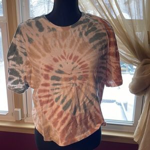 So shirt with tye-dye